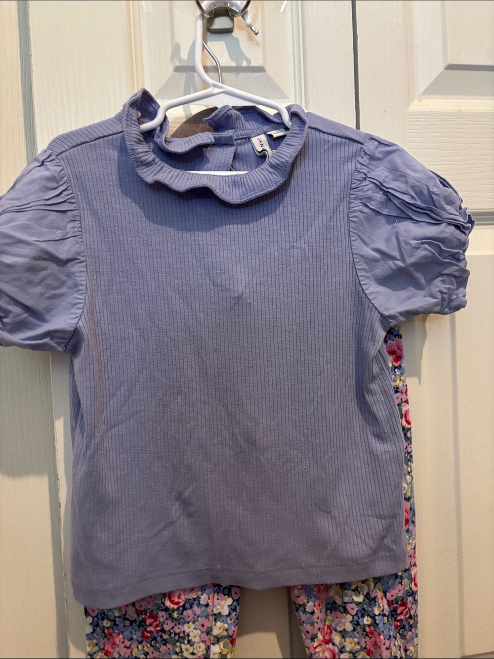 Janie and Jack Lavender Top with Floral Leggings - Picture 2 of 6